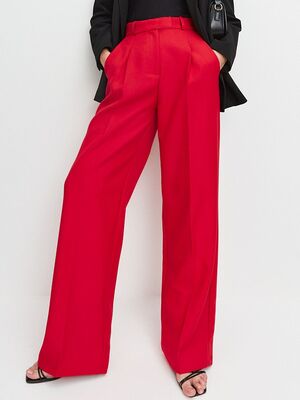 Смотреть модные образы с валберриз с Брюки (артикул 164960315)