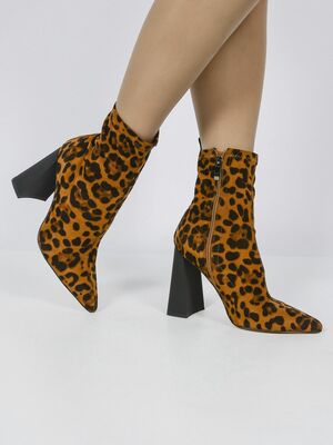 Смотреть образы с Ботильоны (артикул 188266939)