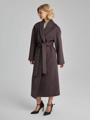 Смотреть образы с Пальто (артикул 159490360)