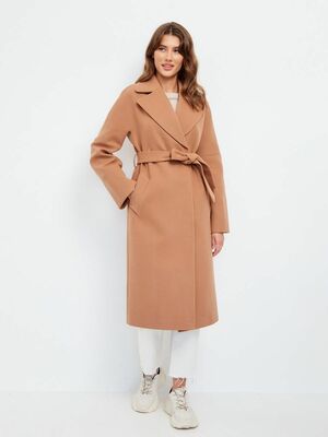 Смотреть образы с Пальто (артикул 116572675)