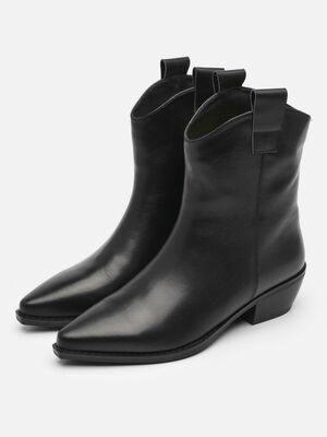 Смотреть модные образы с валберриз с Ботильоны (артикул 205650552)