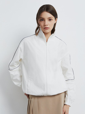 Смотреть образы с Куртка (артикул 212509279)