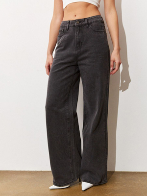 Смотреть модные образы с валберриз с Джинсы (артикул 31321941)