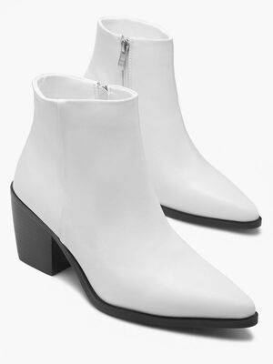 Смотреть модные образы с валберриз с Ботильоны (артикул 184113446)