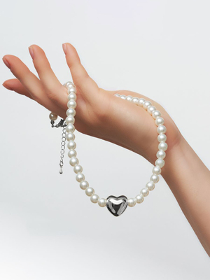 Смотреть модные образы с валберриз с Колье (артикул 198446215)