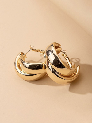 Смотреть модные образы с валберриз с Серьги (артикул 191684788)