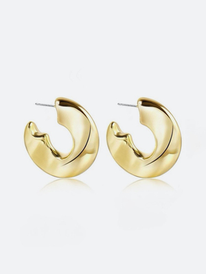 Смотреть модные образы с валберриз с Серьги (артикул 206893008)