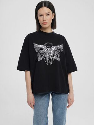 Смотреть модные образы с валберриз с Футболка (артикул 112397142)