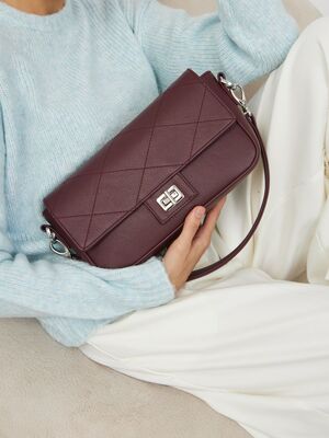 Смотреть образы с Сумка (артикул 102673637)