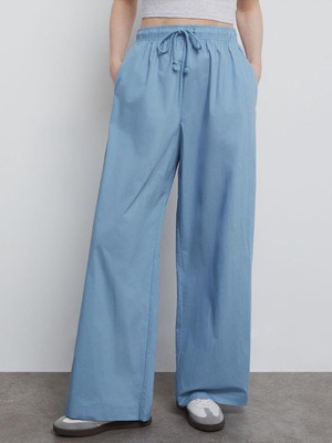 Смотреть образы с Брюки (артикул 219106287)