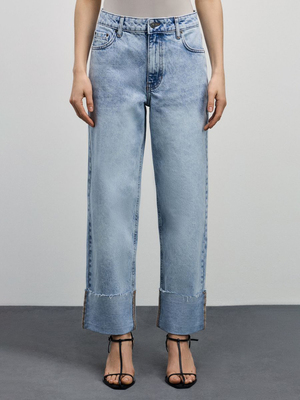 Смотреть модные образы с валберриз с Джинсы (артикул 220742058)