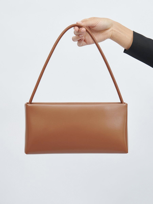 Смотреть модные образы с валберриз с Сумка (артикул 218422537)