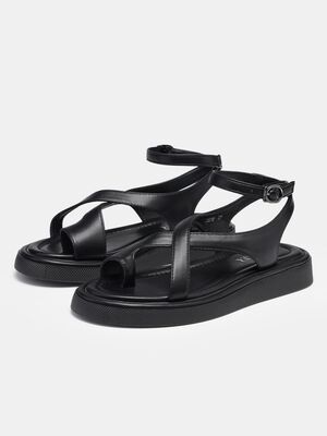 Смотреть образы с Сандалии (артикул 187842341)