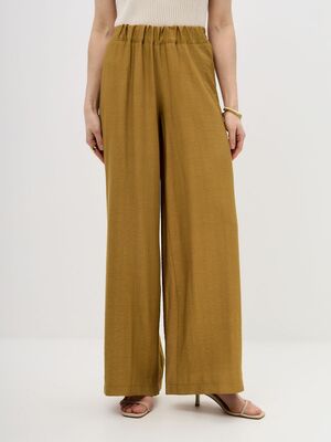 Смотреть образы с Брюки (артикул 216304884)