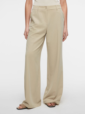 Смотреть образы с Брюки (артикул 225965087)