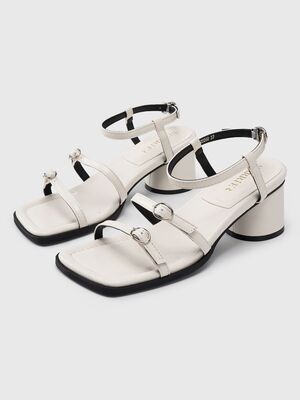 Смотреть образы с Босоножки (артикул 187975592)