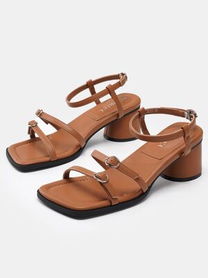 Смотреть образы с Босоножки (артикул 187975595)