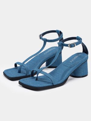 Смотреть образы с Босоножки (артикул 187842627)