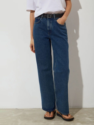 Смотреть образы с Джинсы (артикул 165981107)