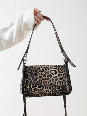 Смотреть модные образы с валберриз с Сумка (артикул 229250886)