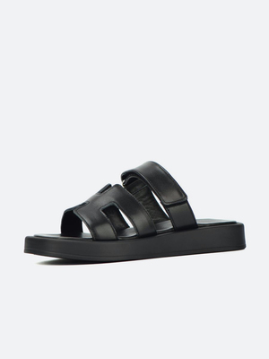 Смотреть модные образы с валберриз с Сандалии (артикул 220464630)