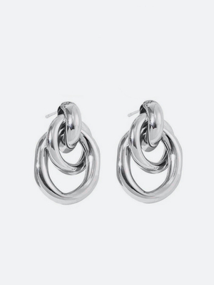 Смотреть модные образы с валберриз с Серьги (артикул 197790205)