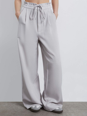 Смотреть модные образы с валберриз с Брюки (артикул 216501164)