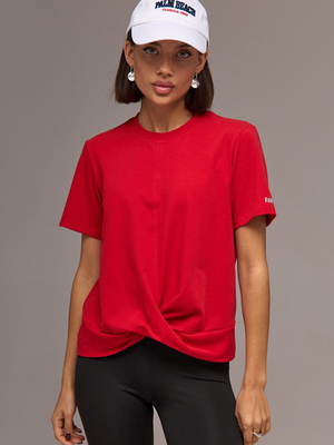 Смотреть образы с Футболка (артикул 223915451)