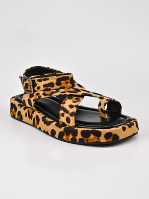 Модный образ ВБ с Сандалии (артикул 237942321)