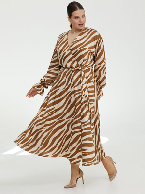 Смотреть модные образы с валберриз с Платье (артикул 226574373)