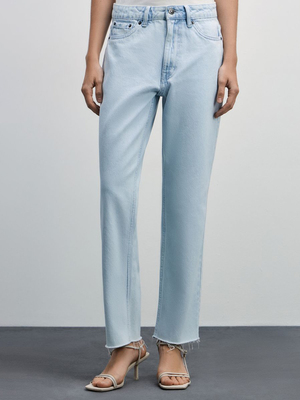 Смотреть модные образы с валберриз с Джинсы (артикул 234132540)