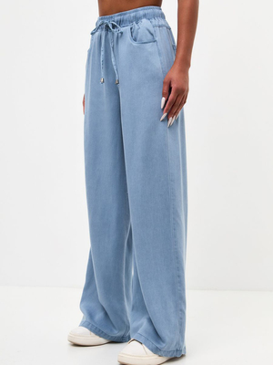 Смотреть образы с Брюки (артикул 235601605)