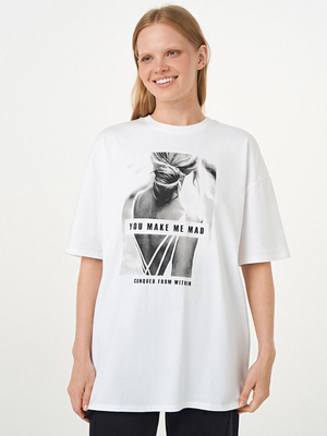 Смотреть модные образы с валберриз с Футболка (артикул 243984322)