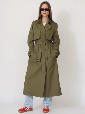 Смотреть образы с Плащ (артикул 223114063)