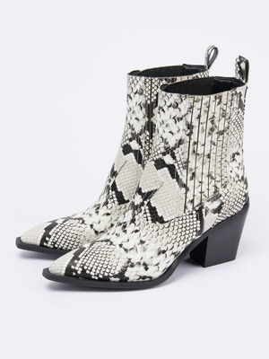 Смотреть образы с Ботильоны (артикул 228355658)