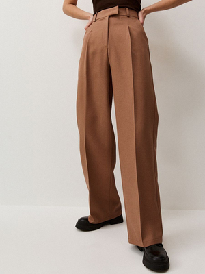 Смотреть модные образы с валберриз с Брюки (артикул 163191452)