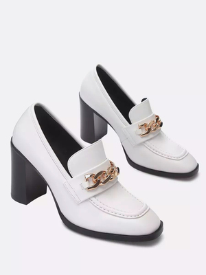 Смотреть модные образы с валберриз с Туфли (артикул 232097934)