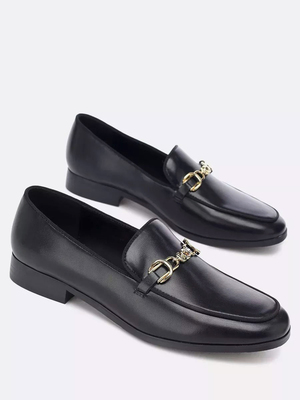 Смотреть модные образы с валберриз с Лоферы (артикул 232097984)