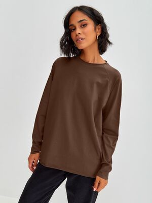 Смотреть модные образы с валберриз с Лонгслив (артикул 165539791)