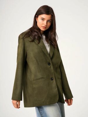 Смотреть модные образы с валберриз с Жакет (артикул 233615404)