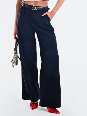 Смотреть модные образы с валберриз с Брюки (артикул 241785021)