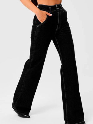 Смотреть модные образы с валберриз с Джинсы (артикул 247423703)