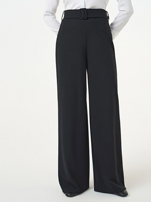 Смотреть образы с Брюки (артикул 245598010)