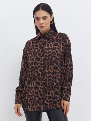 Смотреть модные образы с валберриз с Рубашка (артикул 249047628)