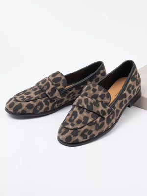 Смотреть модные образы с валберриз с Лоферы (артикул 244433857)