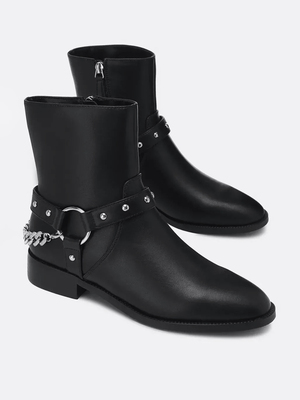 Смотреть образы с Ботинки (артикул 243319666)