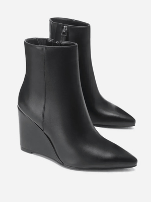 Смотреть модные образы с валберриз с Ботильоны (артикул 243319600)