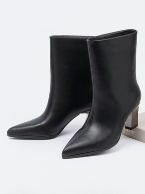 Смотреть модные образы с валберриз с Ботильоны (артикул 242507132)