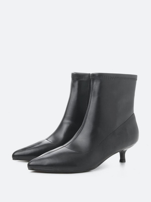 Смотреть модные образы с валберриз с Ботильоны (артикул 237344378)