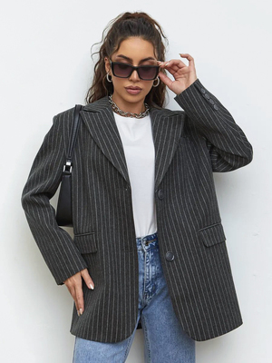 Смотреть образы с Пальто (артикул 251478780)